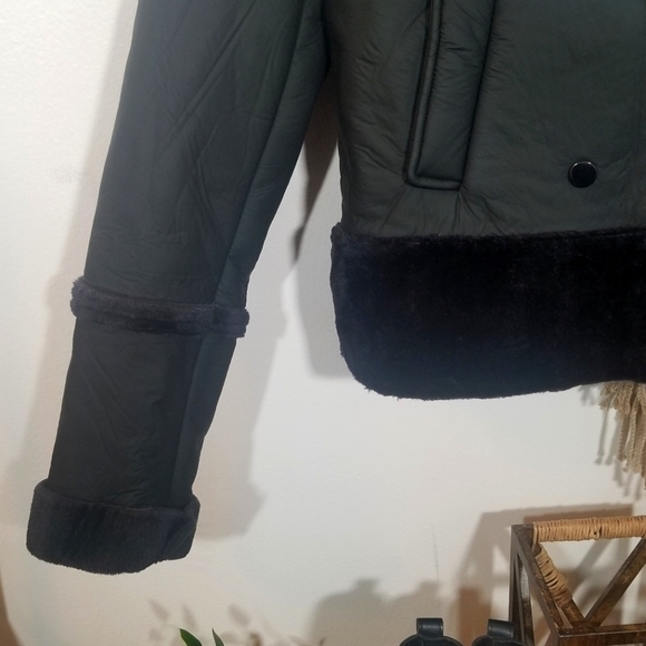 BB DAKOTA Dark Gray Black Faux Fur Lightweight Coat - Picture 5 of 9